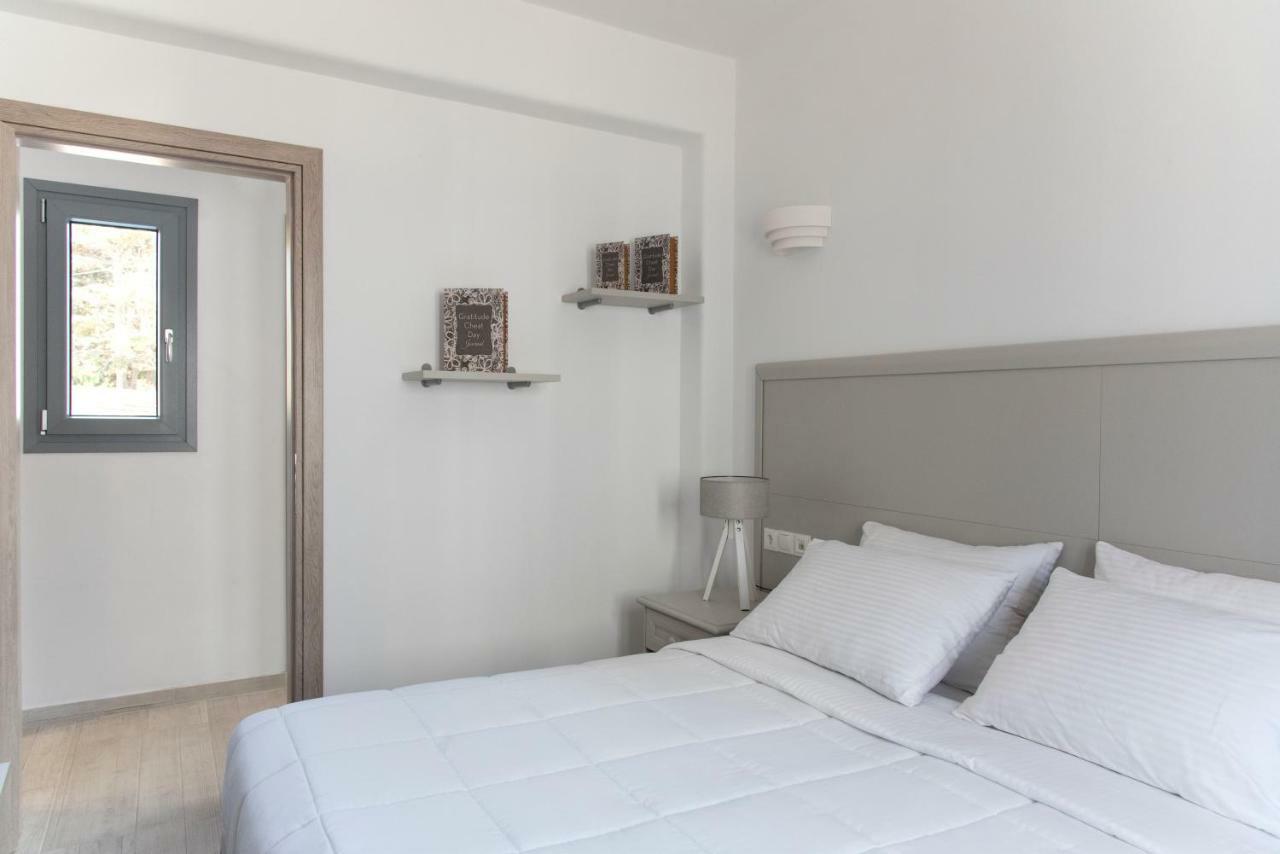 Paros Elitas Villas Buitenkant foto