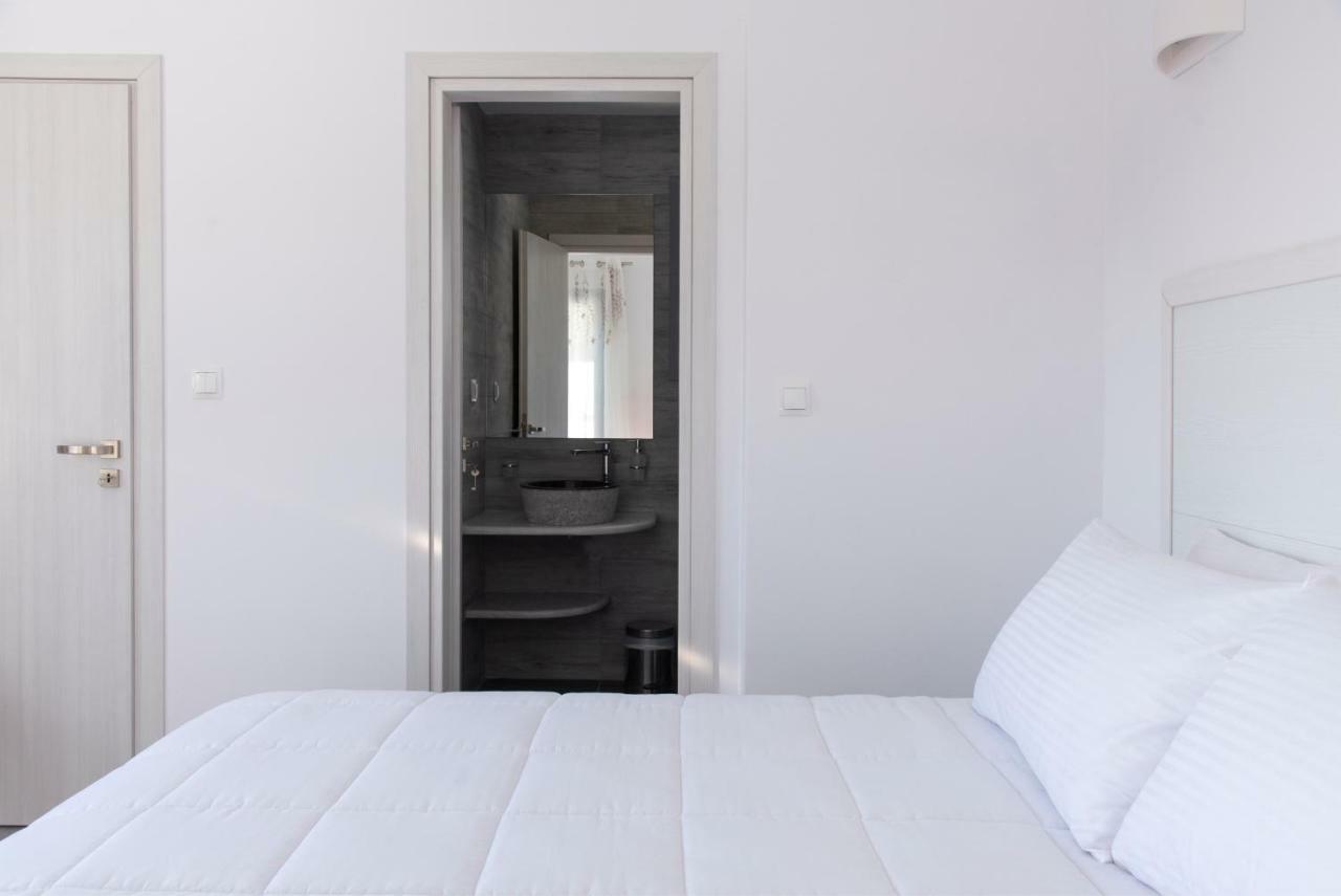 Paros Elitas Villas Buitenkant foto